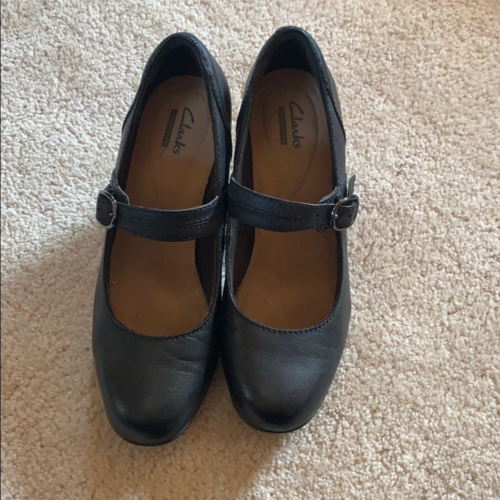 Clark’s Mary Jane heels